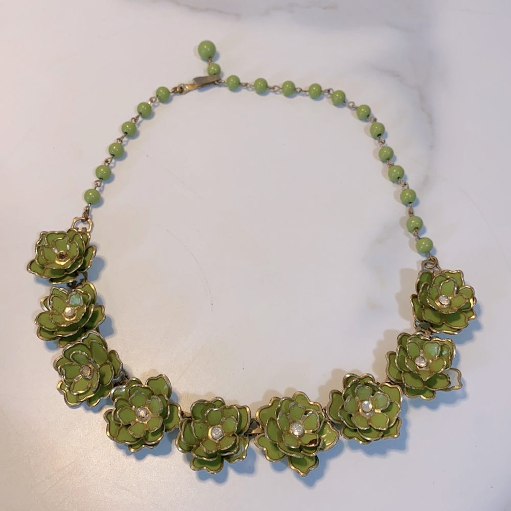 Vintage green flowers necklace gold tone